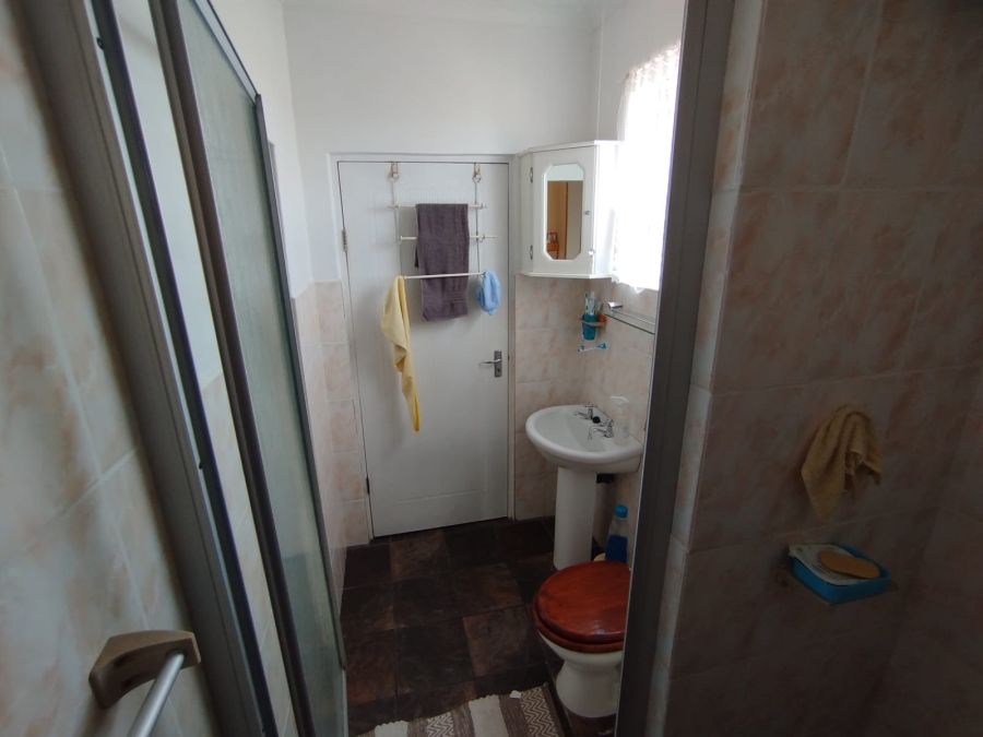 To Let 1 Bedroom Property for Rent in Country Club Western Cape